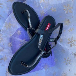 Unionbay black Sliver Beaded sandal.
